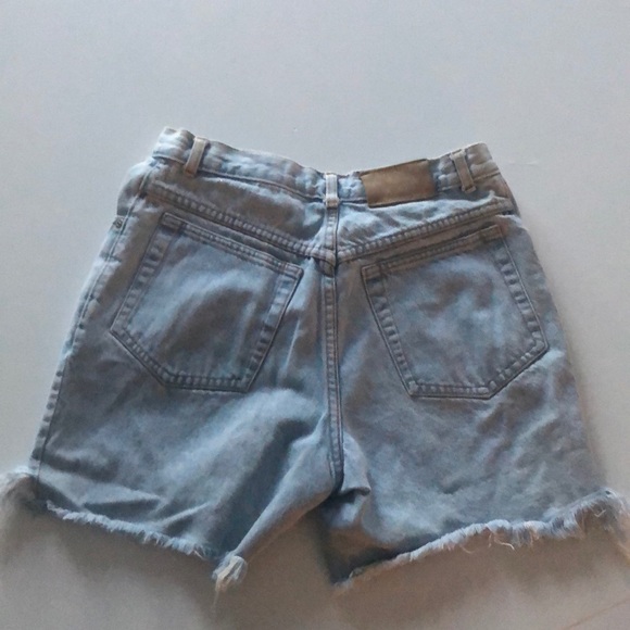 Vintage jean shorts - Picture 3 of 3
